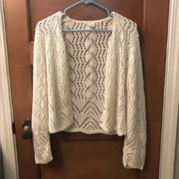 Meet the Posher Sweaters - Vintage Chunky Knit Perforated Cardigan